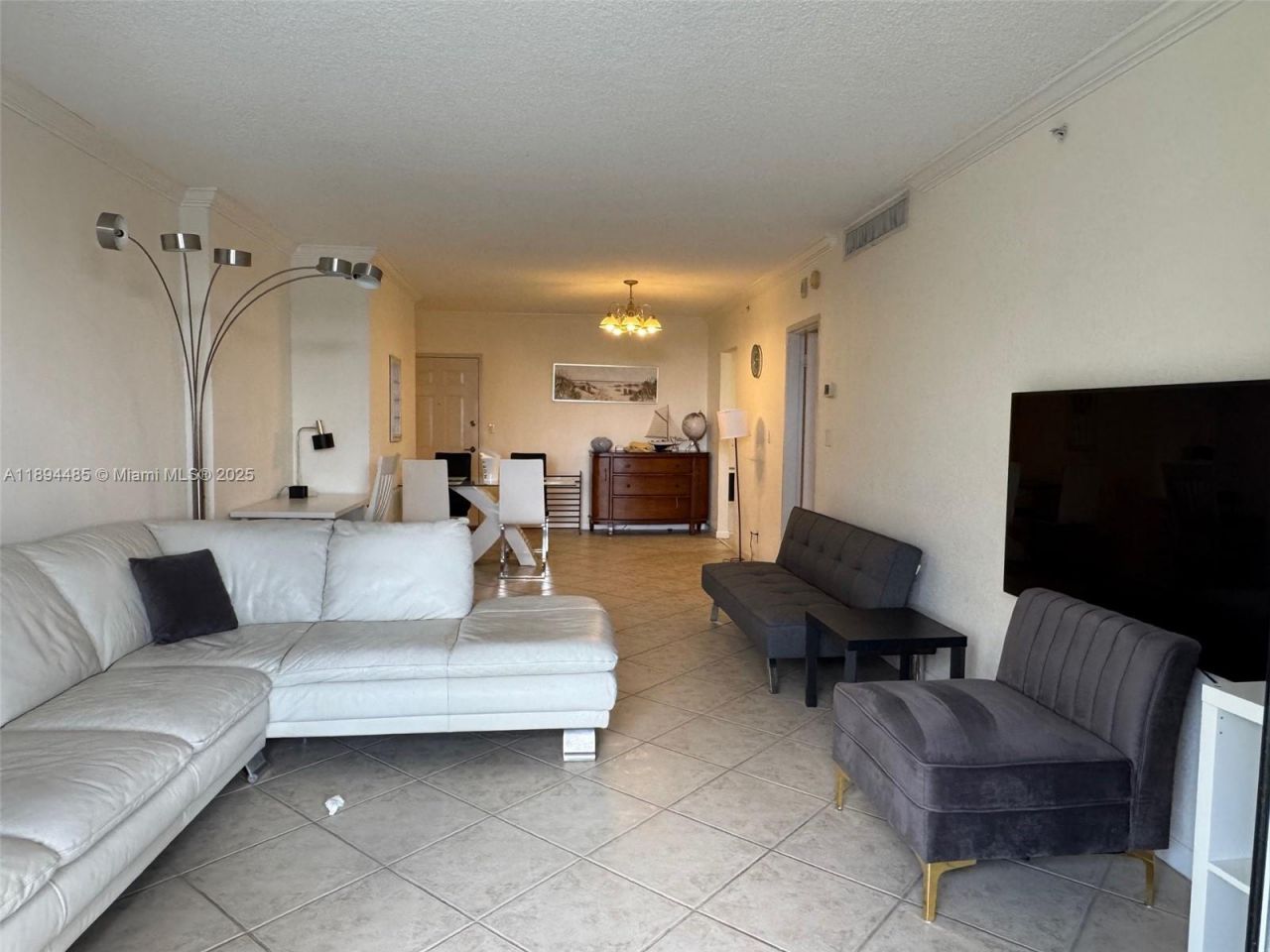 2501 S Ocean Dr, Unit 328, Hollywood, FL 33019 Photo