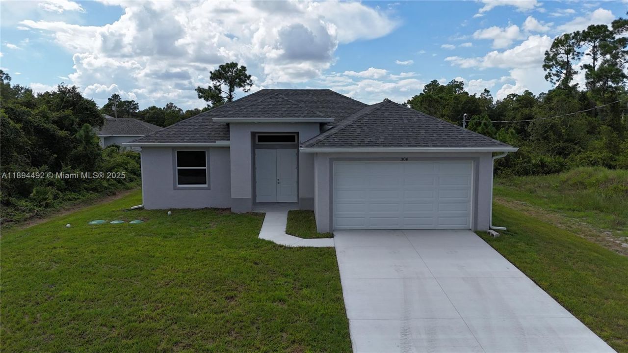 306 Lenz Ave S, Lehigh Acres, FL 33974 Photo