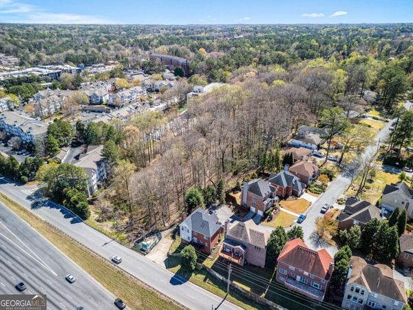 1734 Summit Glen Lane, Atlanta, GA 30329