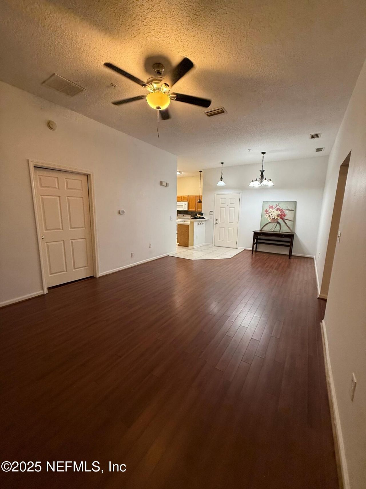 6105 Maggies Circle, Unit 101, Jacksonville, FL 32244 Photo