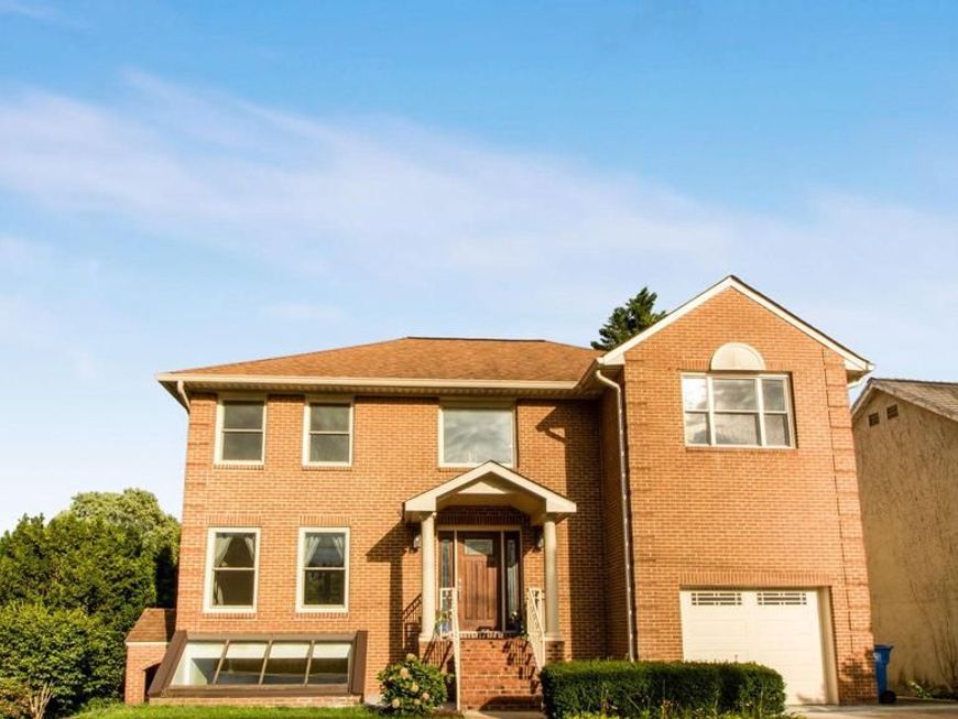 8933 Colesville Road, Silver Spring, MD 20910 Main Photo