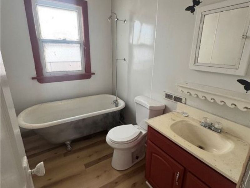 12406 Kinsman Road, Cleveland, OH 44120 Photo 10