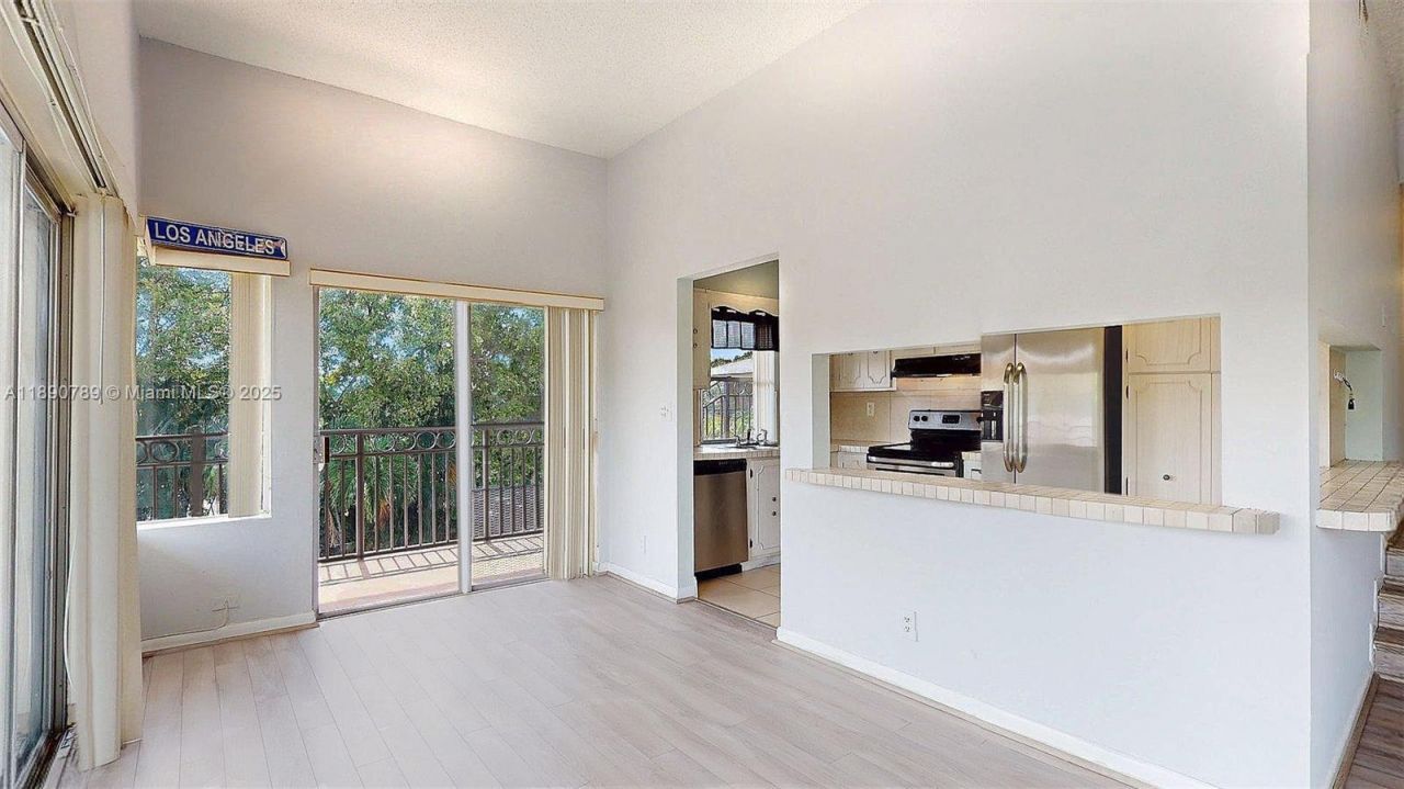 4850 SW 63rd Ter, Unit 131, Davie, FL 33314 Photo