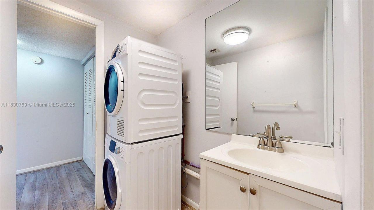 4850 SW 63rd Ter, Unit 131, Davie, FL 33314 Photo