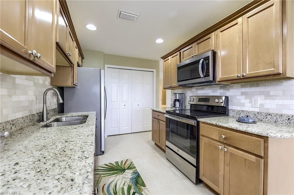 3010 Meandering Way, Unit 102, Fort Myers, FL 33905 Photo