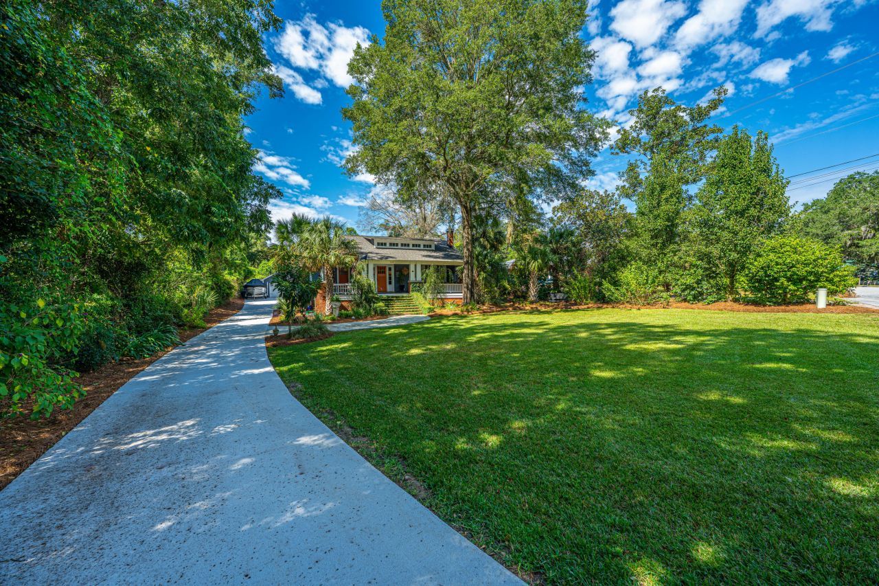 117 Fishburne Street Photo 10