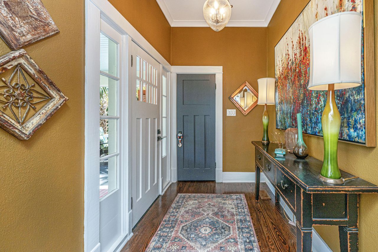 117 Fishburne Street Photo 18