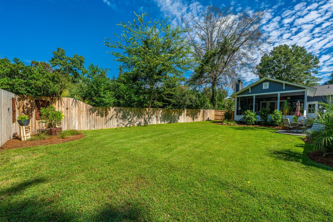 117 Fishburne Street Photo 57