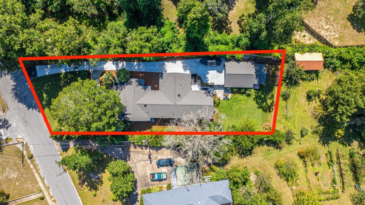 117 Fishburne Street Photo 78