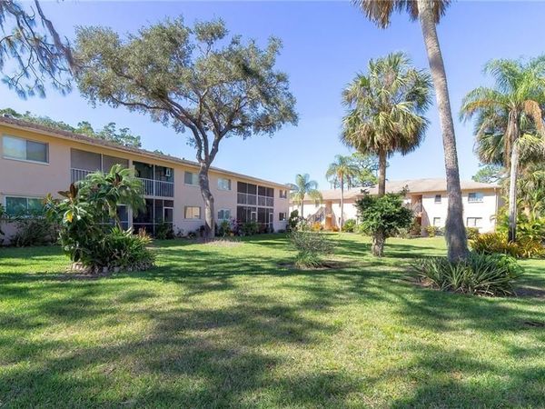 27249 Pullen AVE, Unit 4, BONITA SPRINGS, FL 34135