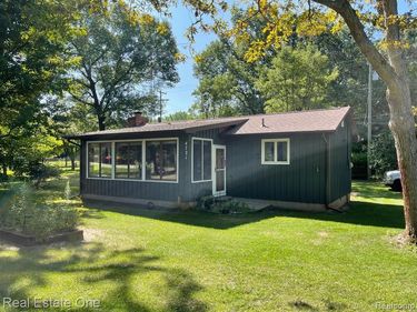 4721 Port Austin Road, Caseville, MI 48725