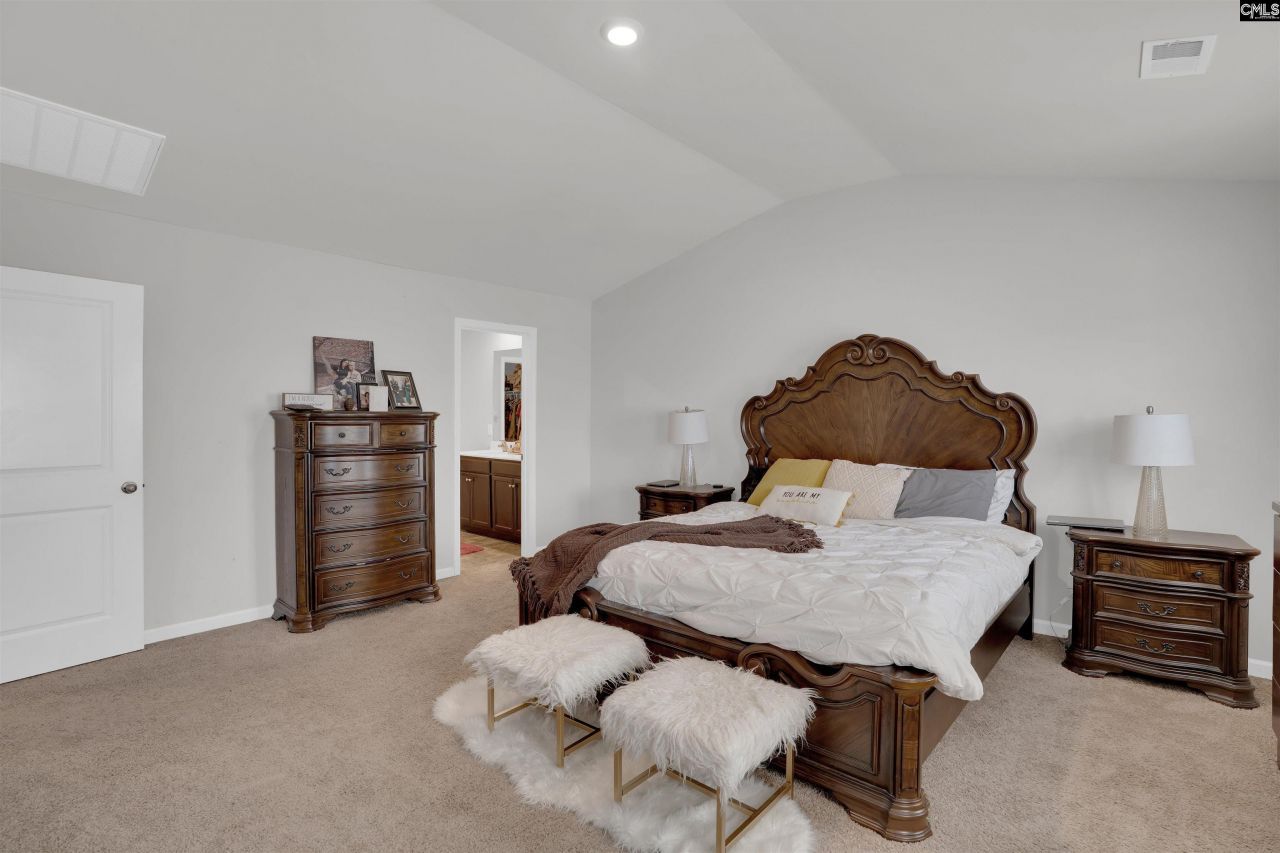 453 Tulip Way Photo 14