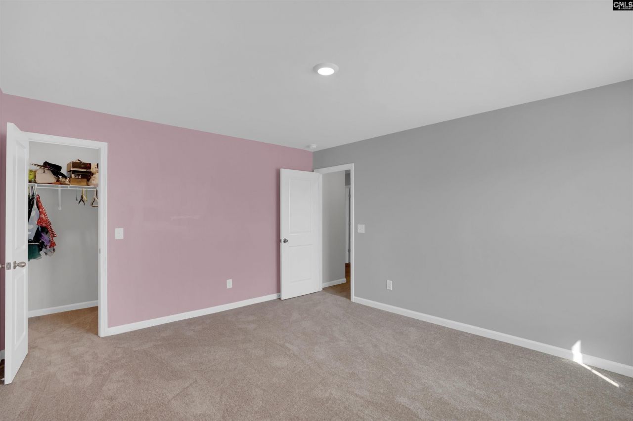 453 Tulip Way Photo 22