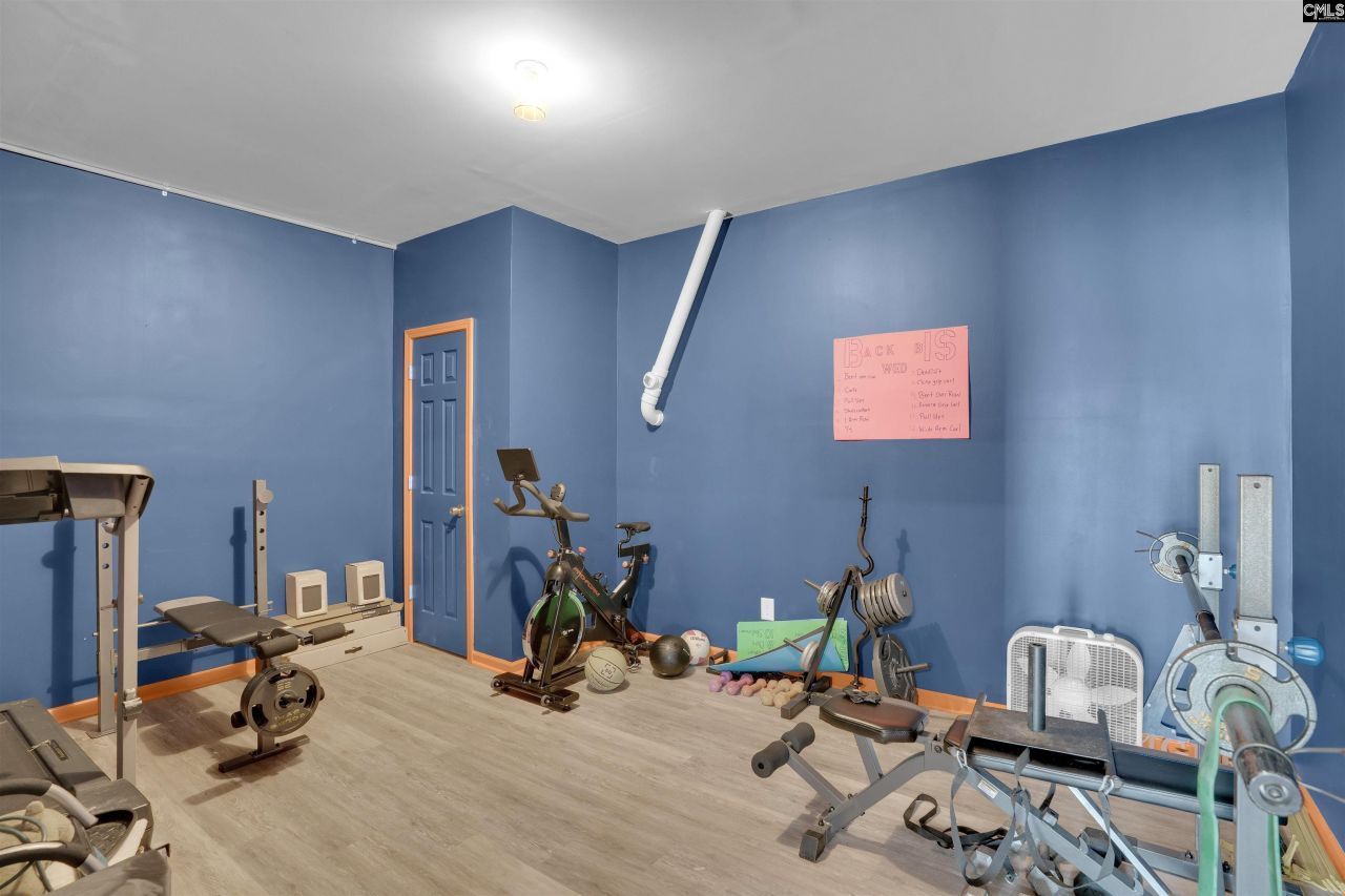 453 Tulip Way Photo 35