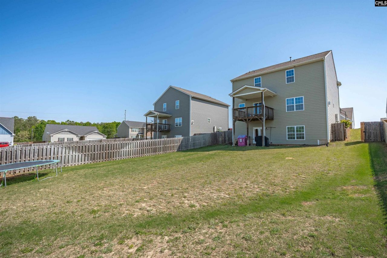 453 Tulip Way Photo 36