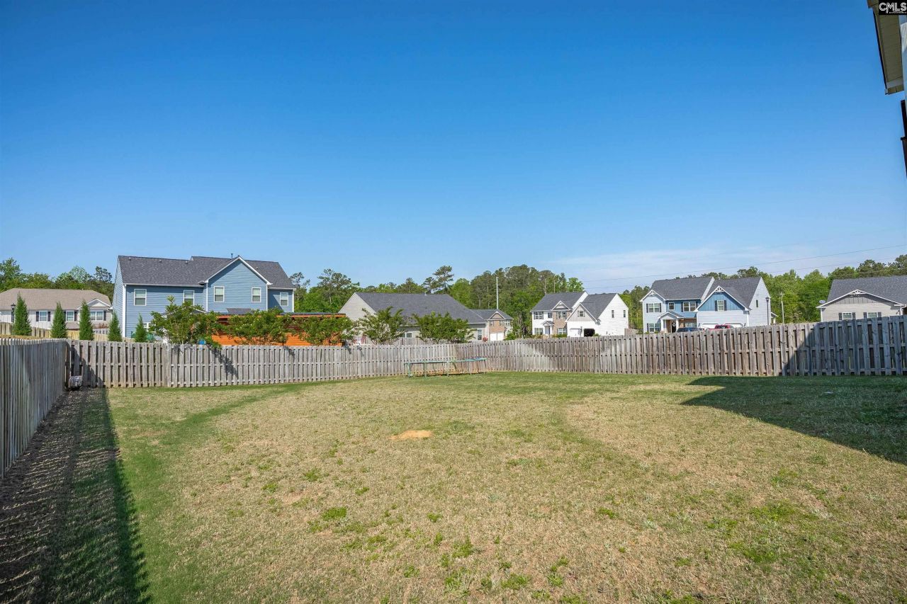 453 Tulip Way Photo 38