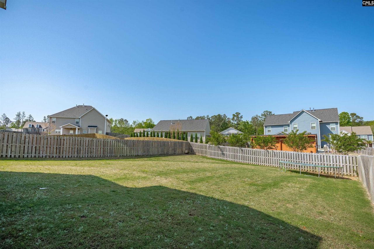 453 Tulip Way Photo 39