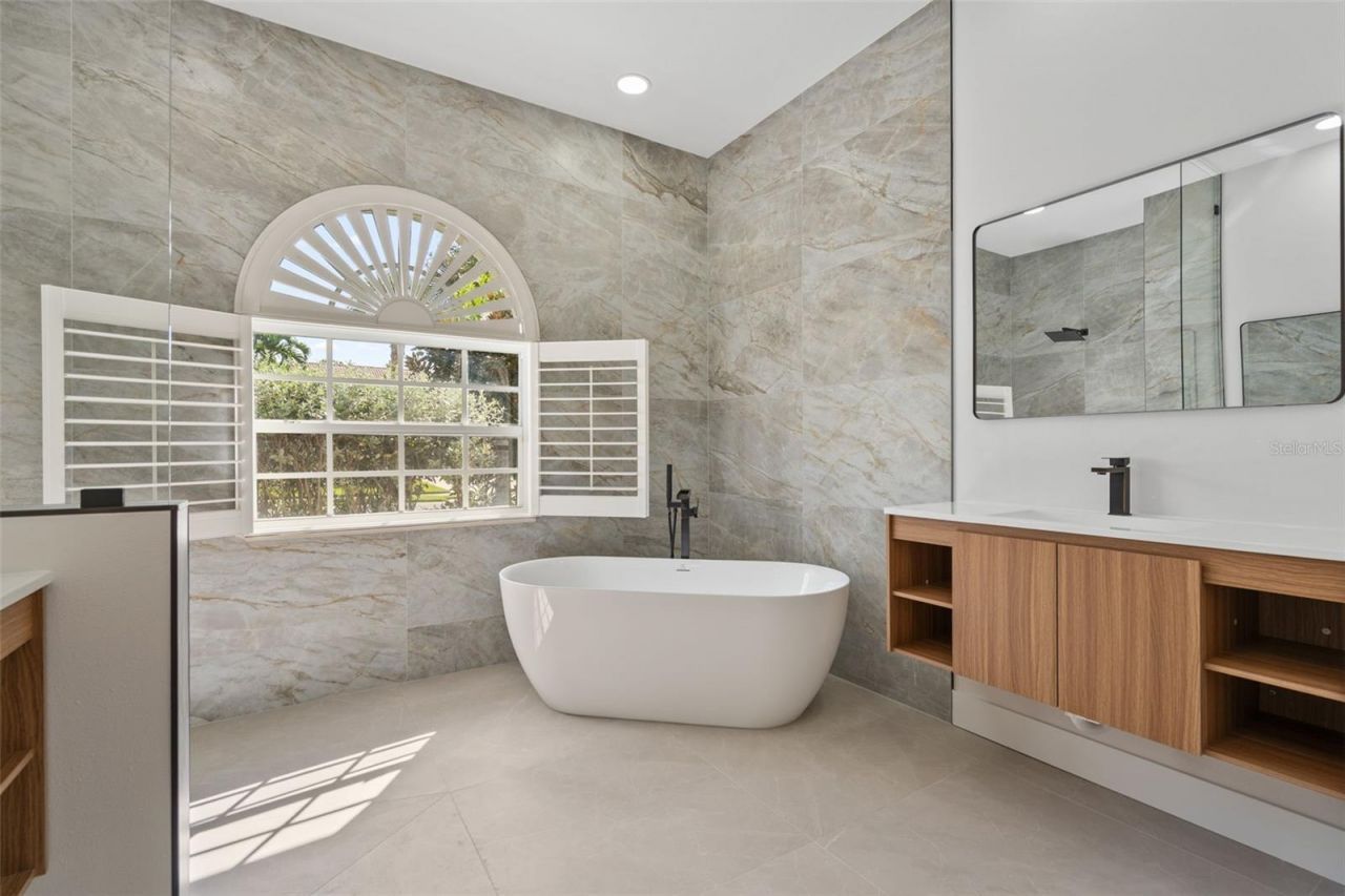 629 Sawgrass Bridge Road, Venice, FL 34292 Photo