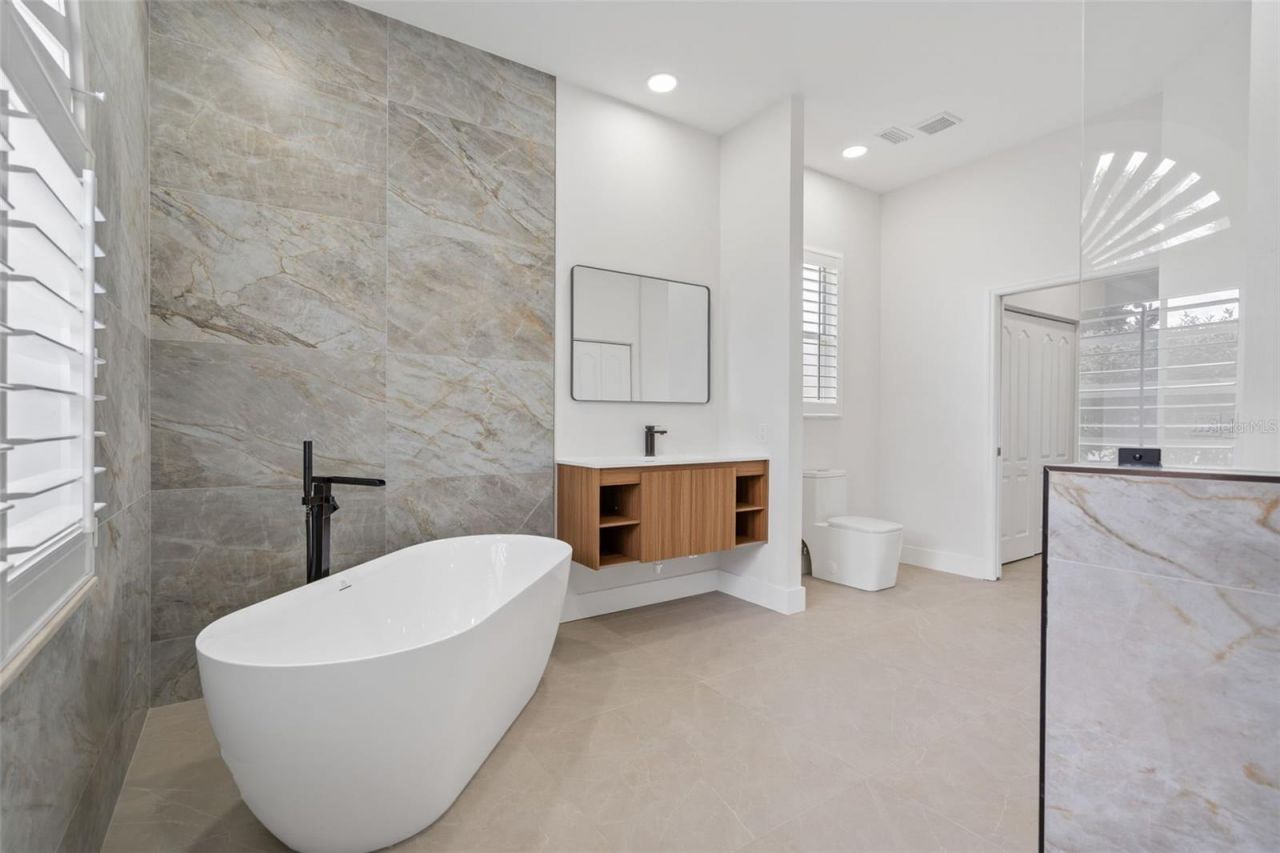 629 Sawgrass Bridge Road, Venice, FL 34292 Photo