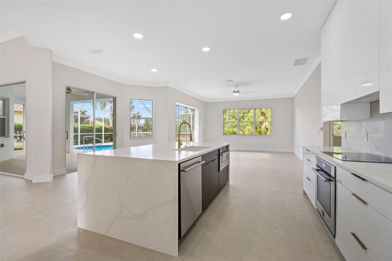 629 Sawgrass Bridge Road, Venice, FL 34292 Photo