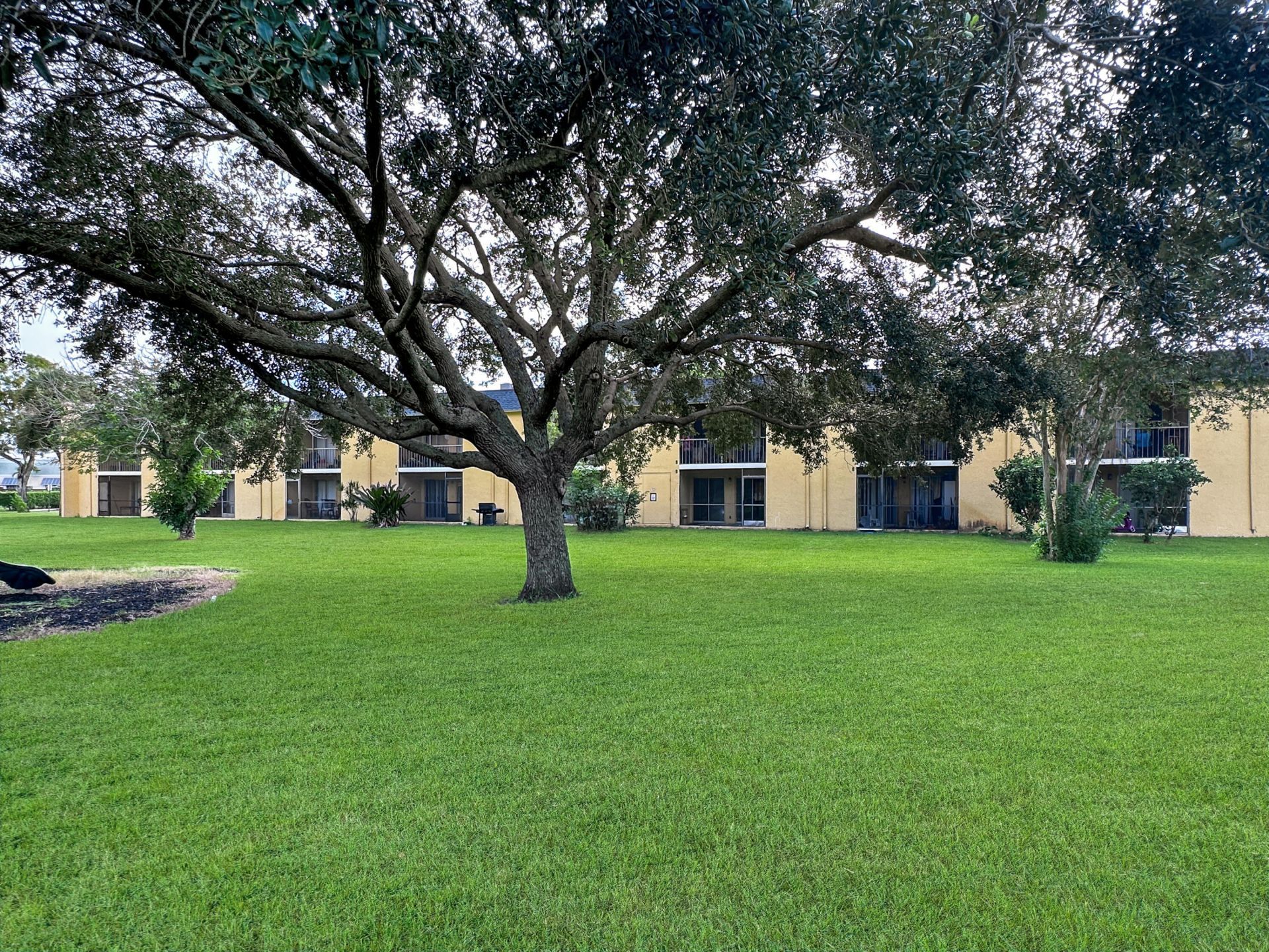 604 Meadows Circle, Unit 604, Boynton Beach, FL 33436 Photo