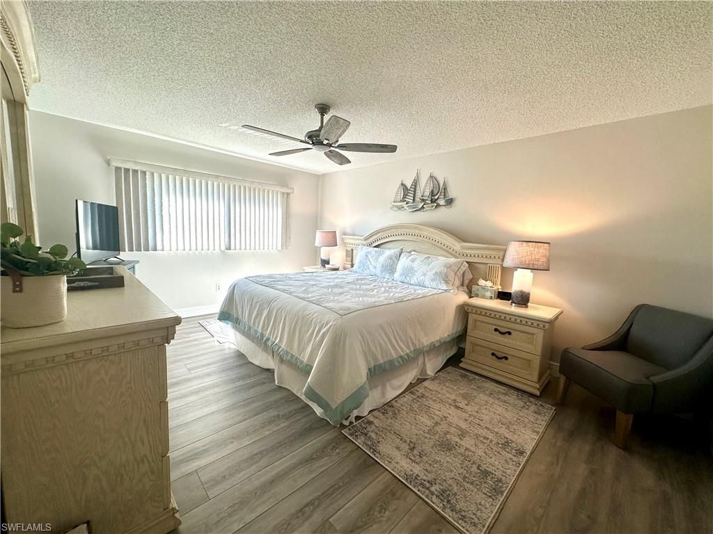 555 Park Shore Dr, Unit B-311, Naples, FL 34103 Photo