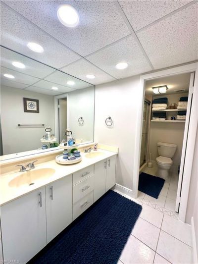 555 Park Shore Dr, Unit B-311, Naples, FL 34103 Photo