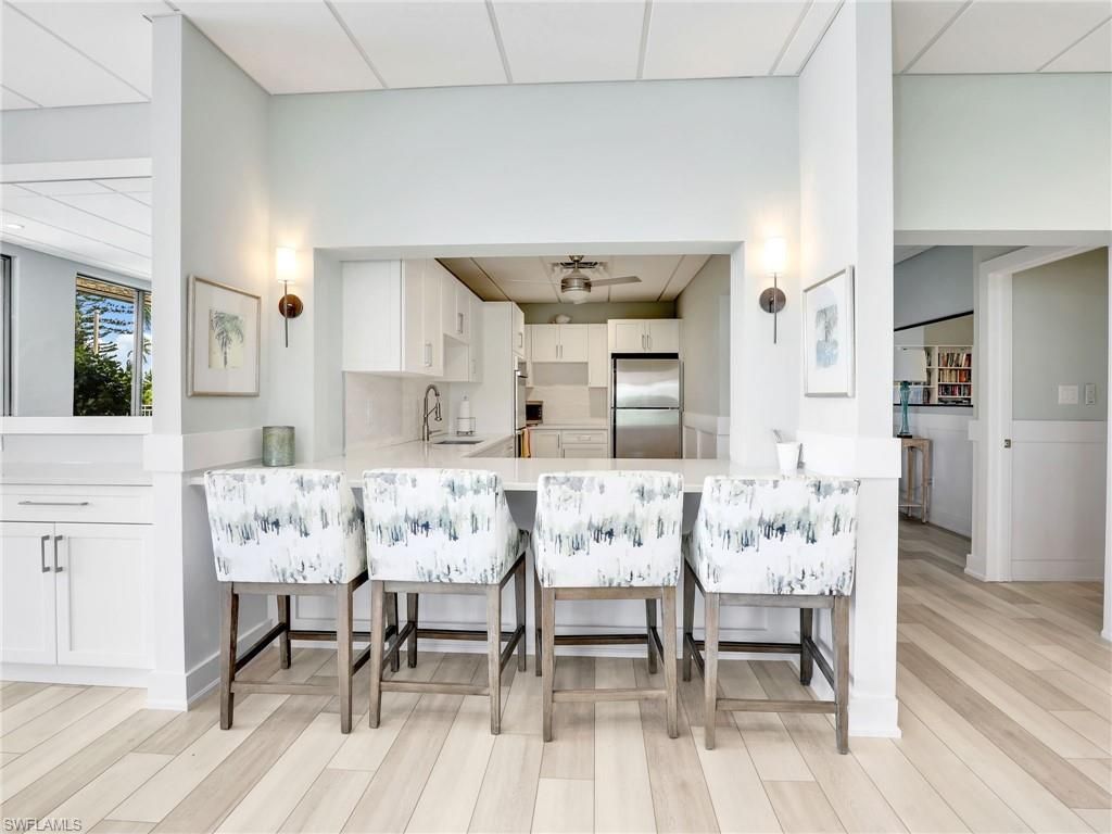 555 Park Shore Dr, Unit B-311, Naples, FL 34103 Photo