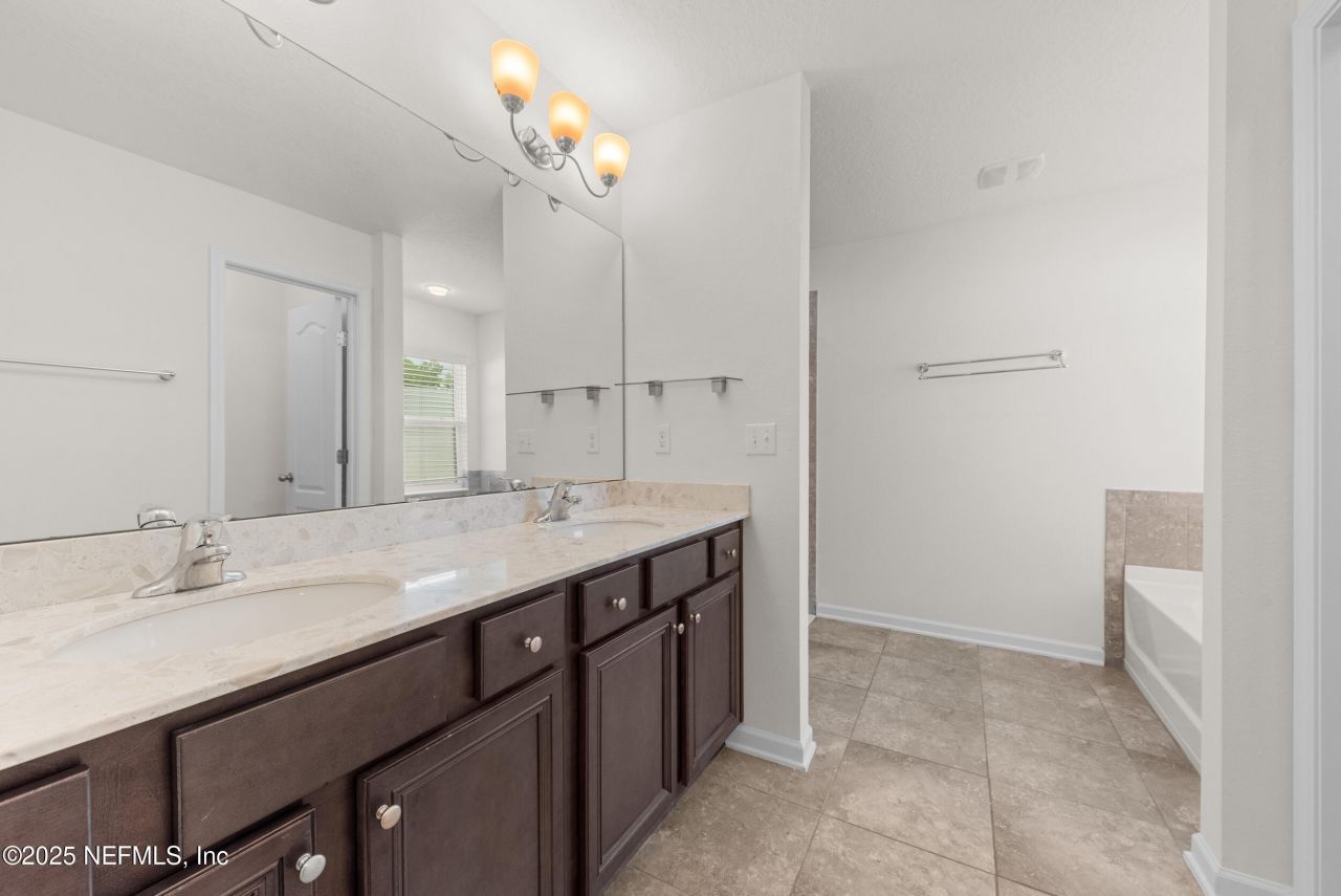 11597 Pacey's Pond Circle Circle, Jacksonville, FL 32222 Photo