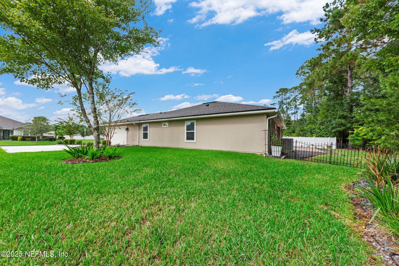 11597 Pacey's Pond Circle Circle, Jacksonville, FL 32222 Photo