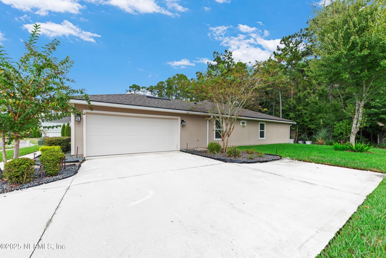 11597 Pacey's Pond Circle Circle, Jacksonville, FL 32222 Photo