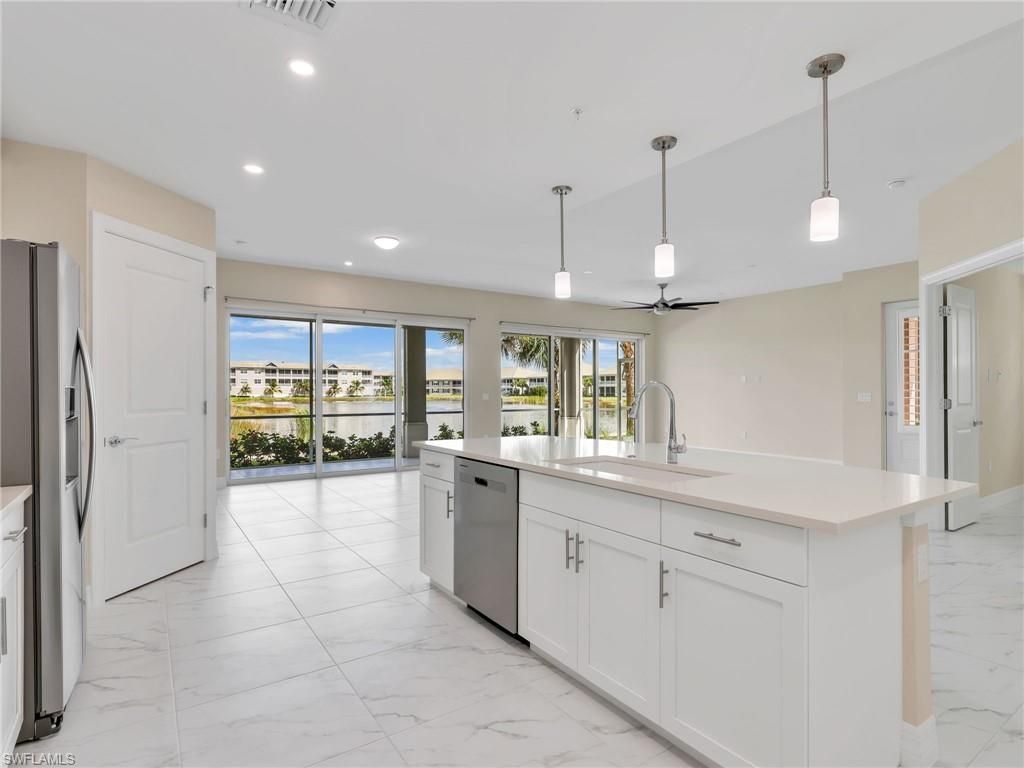 257 Indies Dr E, Unit 102, Naples, FL 34114 Photo