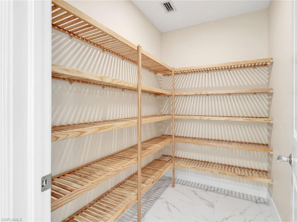 257 Indies Dr E, Unit 102, Naples, FL 34114 Photo