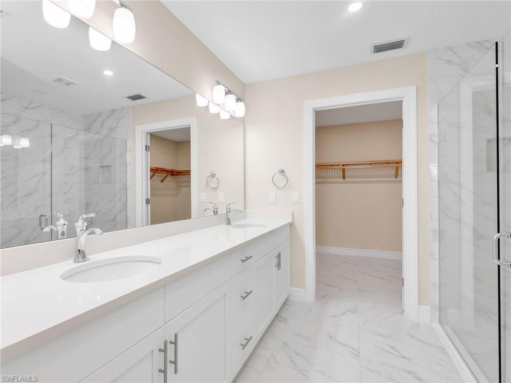 257 Indies Dr E, Unit 102, Naples, FL 34114 Photo