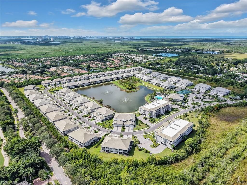 257 Indies Dr E, Unit 102, Naples, FL 34114 Photo