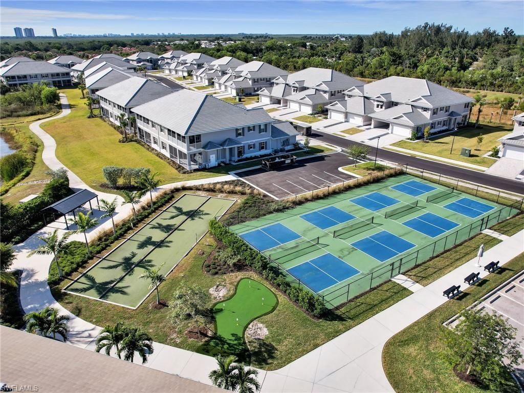 257 Indies Dr E, Unit 102, Naples, FL 34114 Photo