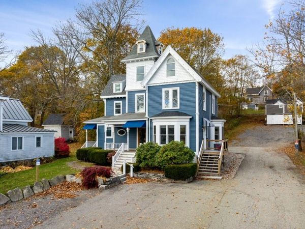 66 Townsend Avenue, Boothbay Harbor, ME 04538