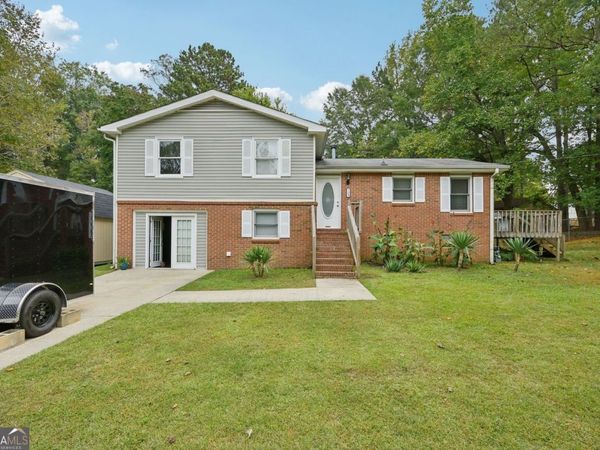 125 Meadowview Circle, Tyrone, GA 30290