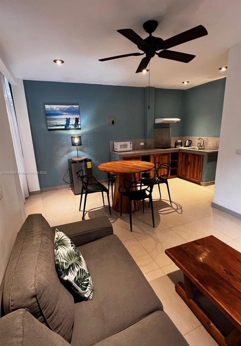 Please Call For Address, Miami, FL 33196 Photo