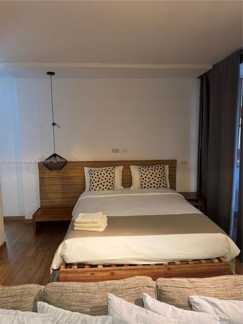 Please Call For Address, Miami, FL 33196 Photo