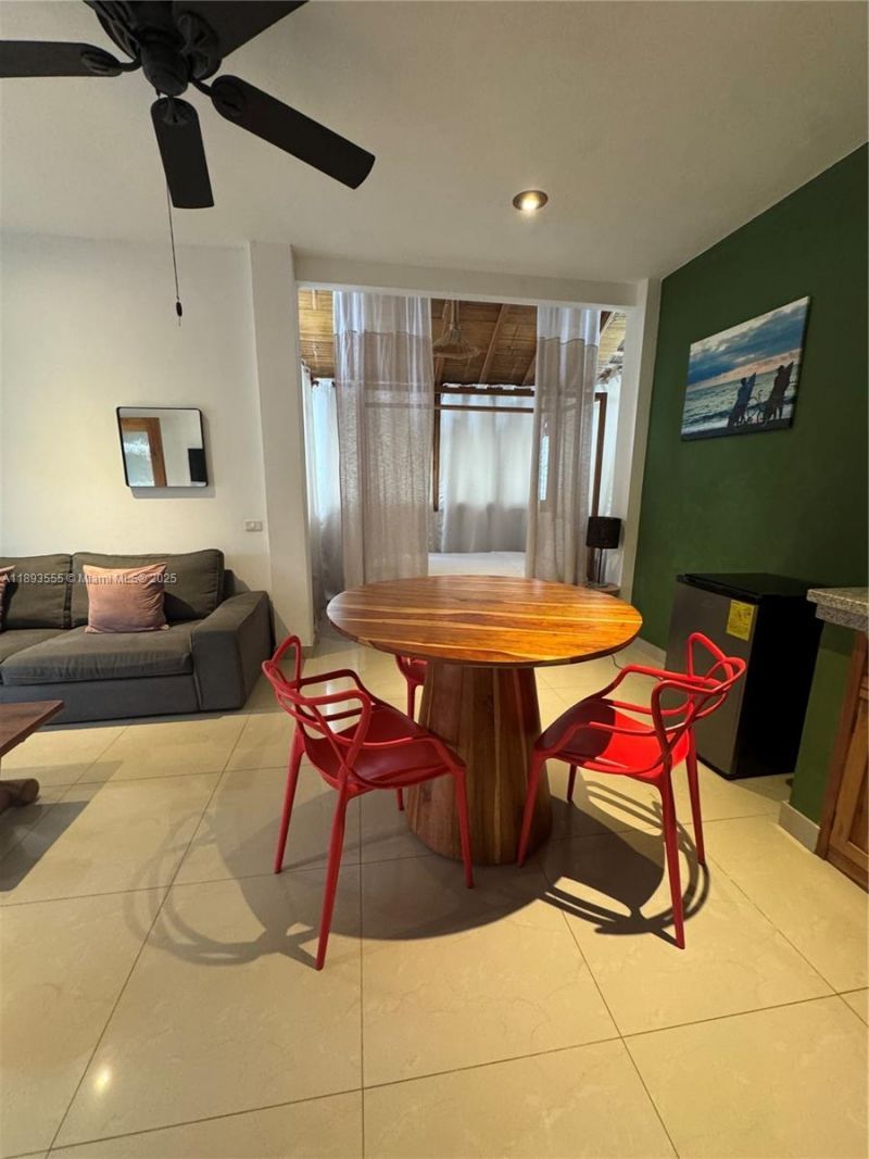 Please Call For Address, Miami, FL 33196 Photo