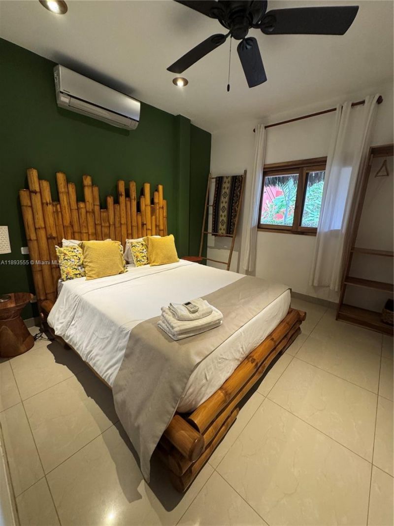 Please Call For Address, Miami, FL 33196 Photo