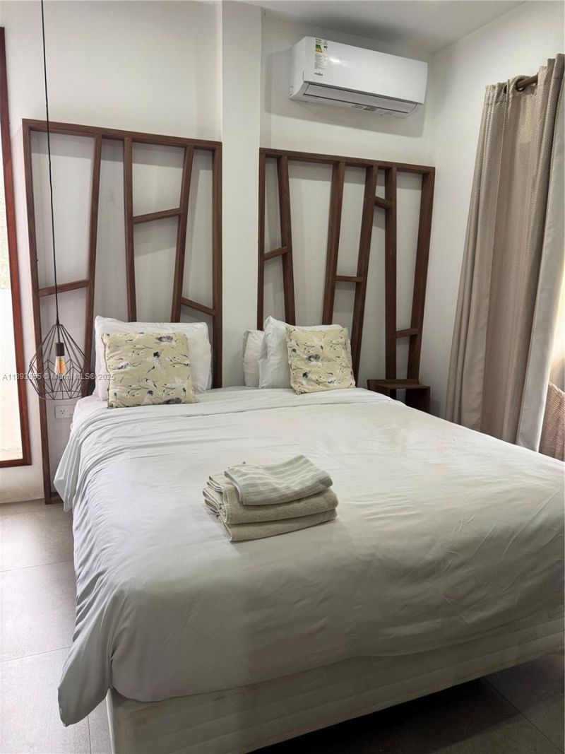 Please Call For Address, Miami, FL 33196 Photo