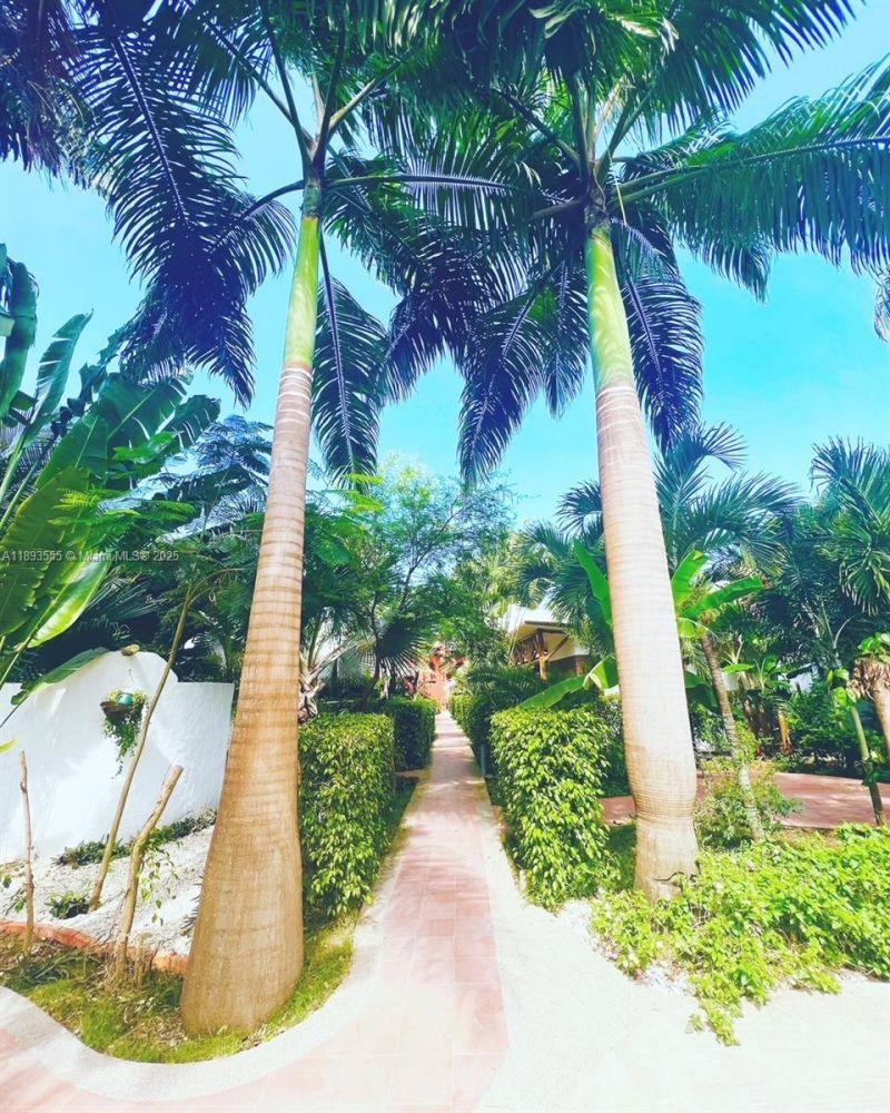 Please Call For Address, Miami, FL 33196 Photo