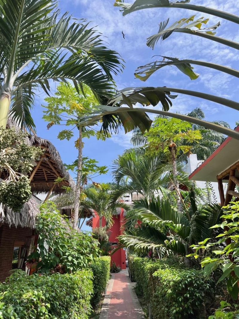 Please Call For Address, Miami, FL 33196 Photo