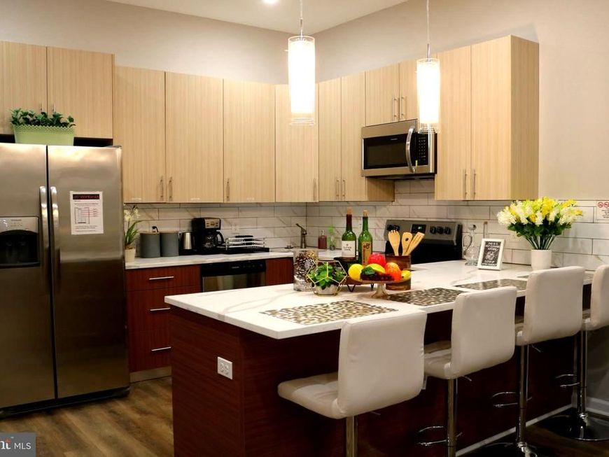 1950 N 19th Street, Philadelphia, PA 19121 Main Photo