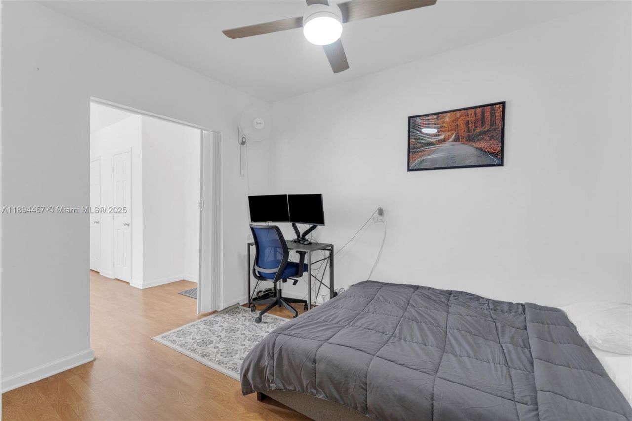 1027 S Euclid Ave, Unit 12, Miami Beach, FL 33139 Photo