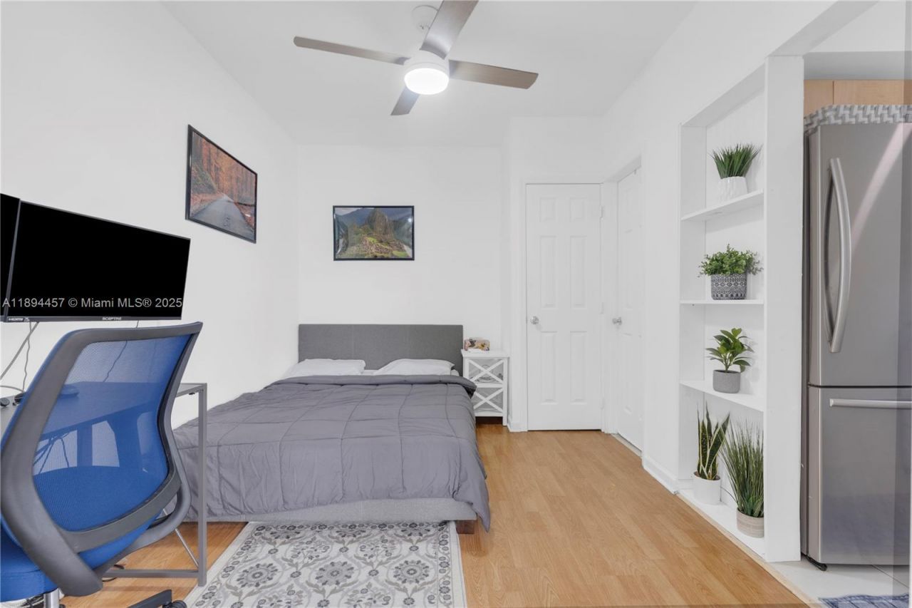 1027 S Euclid Ave, Unit 12, Miami Beach, FL 33139 Photo