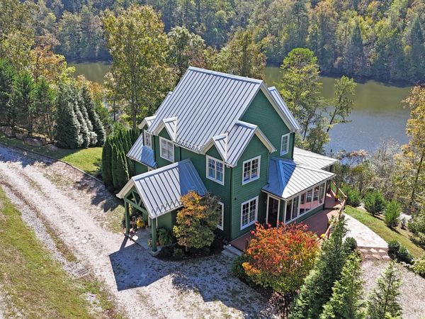 420 Alan Lewis Road, East Bernstadt, KY 40729