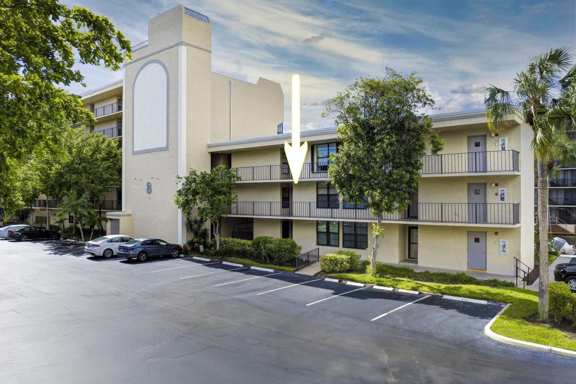 8 Royal Palm Way, Unit 2050, Boca Raton, FL 33432 Photo